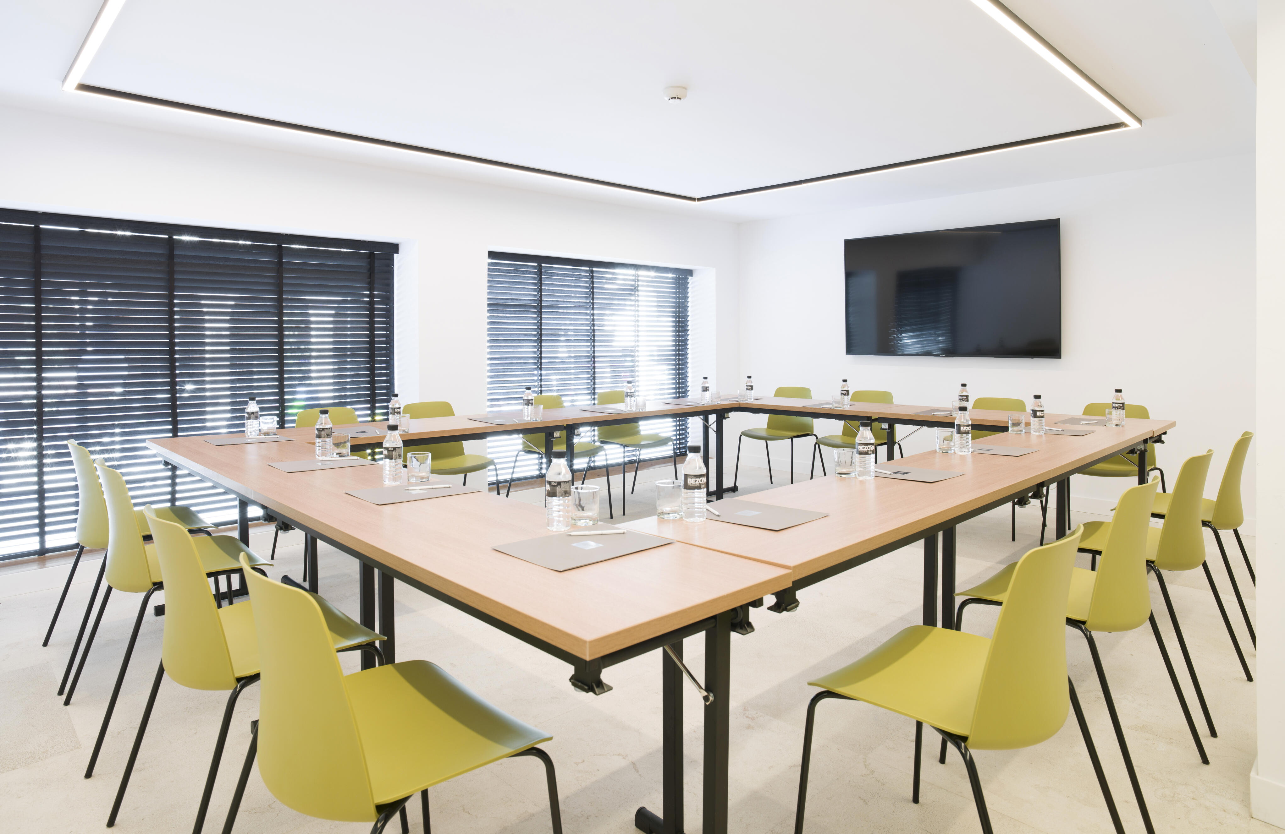 NAKAR Hotel - Meeting room O (1).jpg